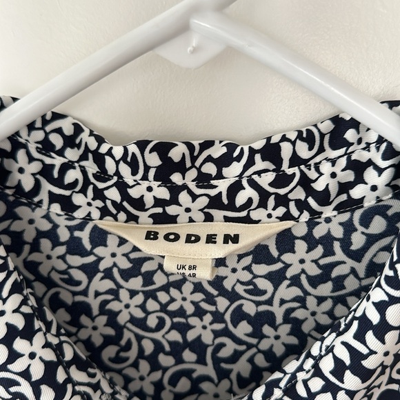 Boden long sleeve navy and white floral patterned dress - Picture 5 of 10